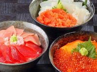ホテル万惣にきたら一度は食べたい朝食メニュー「勝手丼」の画像