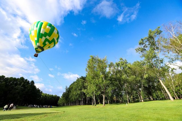 新富良野プリンスホテル 熱気球体験係留フライト（ホテルより徒歩約６分）※夏季営業