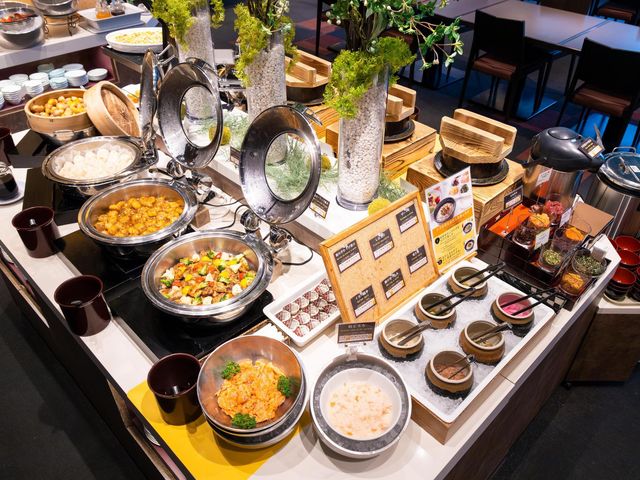 甘露の森和洋ブッフェ＆三品の特選料理の画像