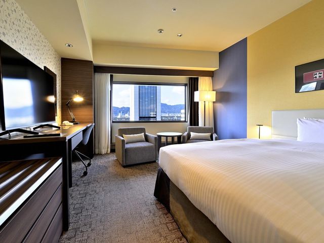 神戸ポートピアホテル 本館スタンダードシングル・セミダブル　22.4㎡（一例）