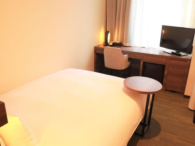 禁煙セミダブルルームの画像