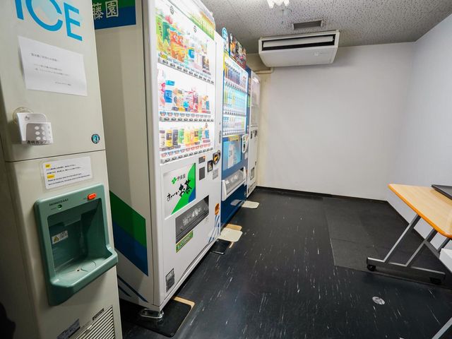 自販機コーナーの画像