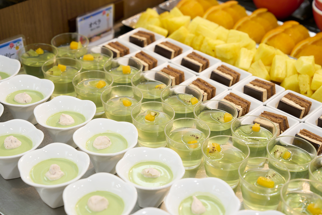 ホテル法華クラブ福岡 【朝食】デザートコーナー