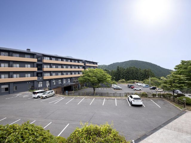 雲仙温泉　青雲荘 広々とした無料駐車場