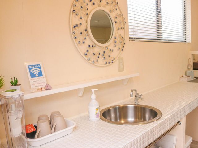 福木のキャビン・洗面カウンター・お茶セットの画像