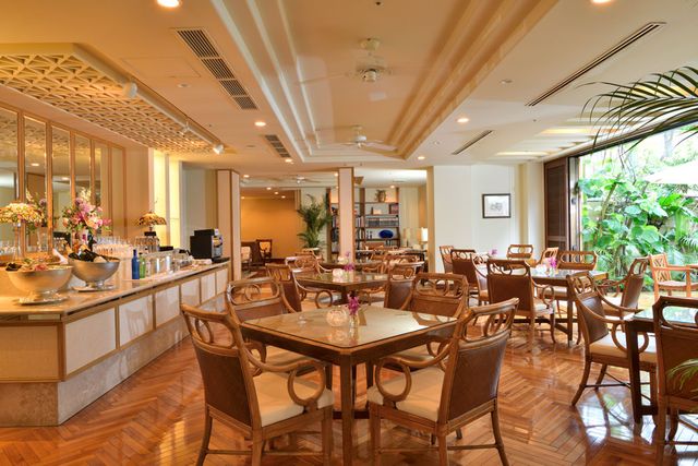 ザ・ナハテラス クラブラウンジ