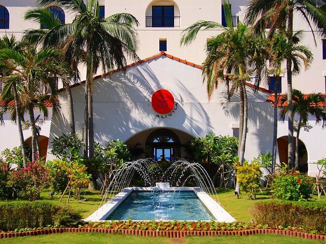 ホテルエントランスの画像