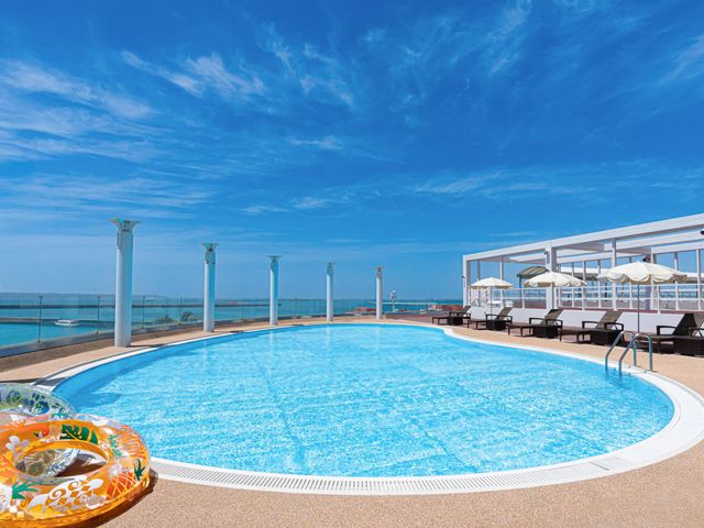 ホテルアトールエメラルド宮古島 プール(季節営業4～9月予定)