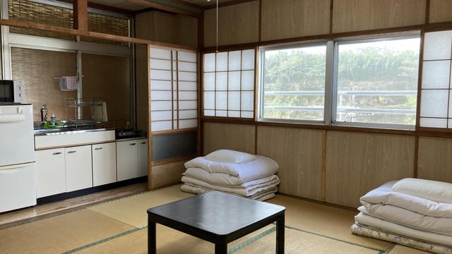 素泊まり民宿いわかわ 本館和室８畳簡易キッチン付